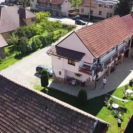 Piatra Craiului 게스트하우스