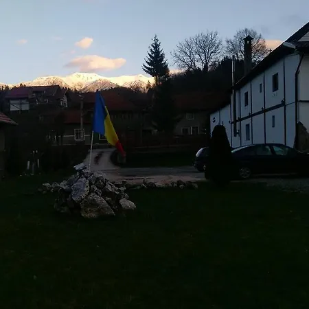 게스트하우스 Piatra Craiului 브란